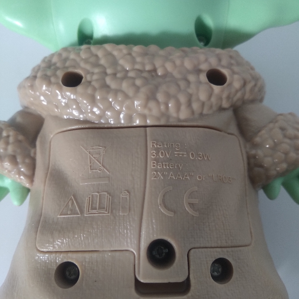 LoungeFly Star Wars Mandalorian Child Craddle Zip Around Wallet w/Yoda Bop It - Picture 12 of 12